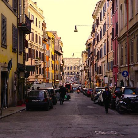 Romenjoy Colosseo Buitenkant foto