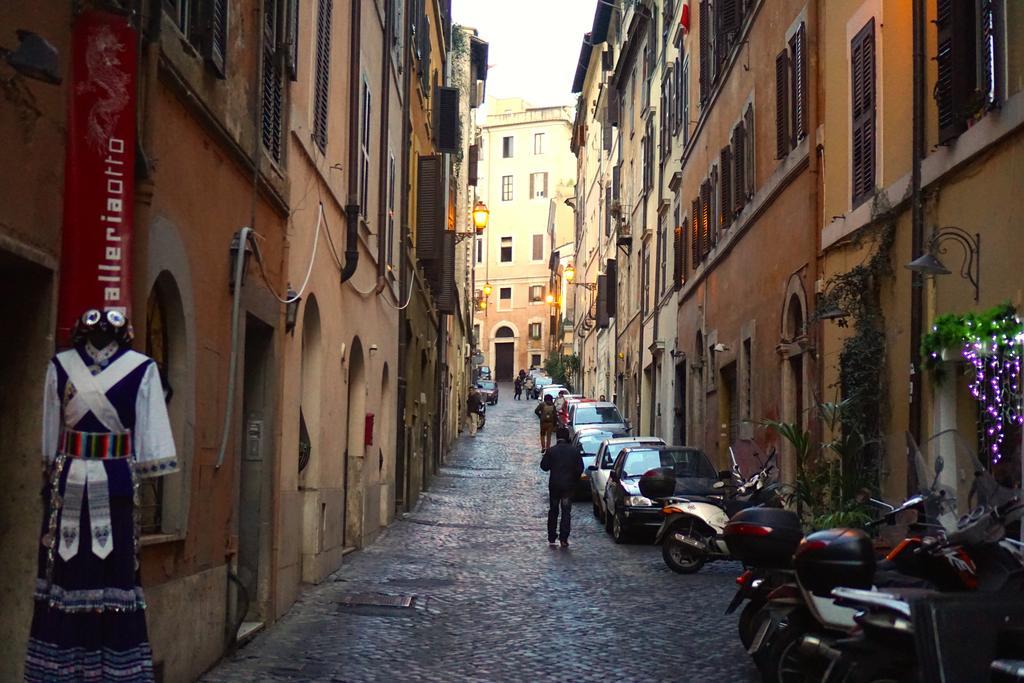 Romenjoy Colosseo Kamer foto