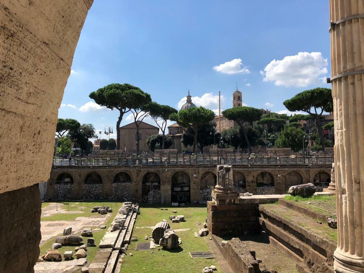Romenjoy Colosseo Buitenkant foto